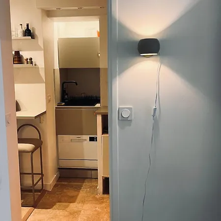 Stylish Studio 3-4P With Ac And Balcony Near Champs-Elysees *